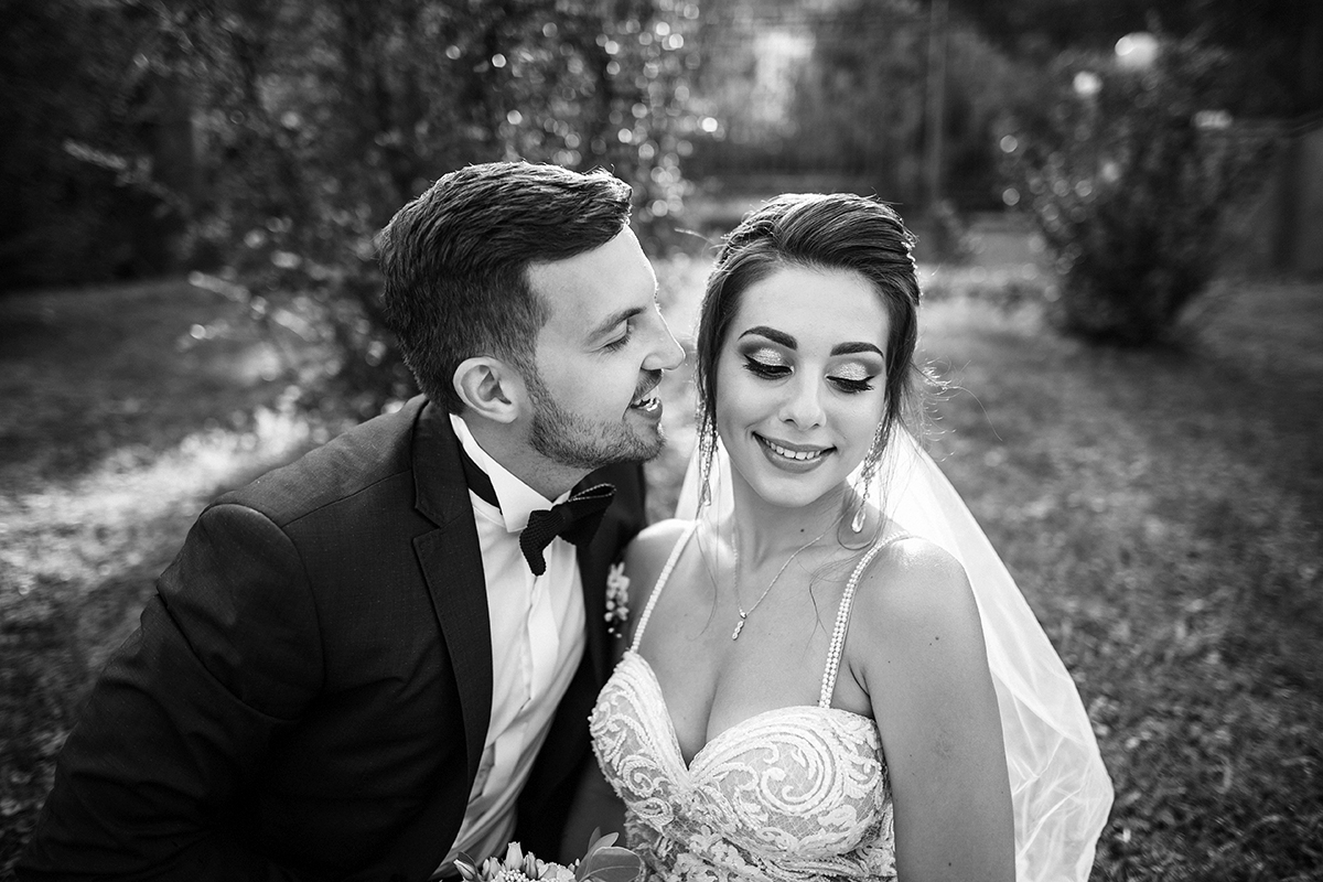 Wedding Photographer Spain capturing romantic couple portraits